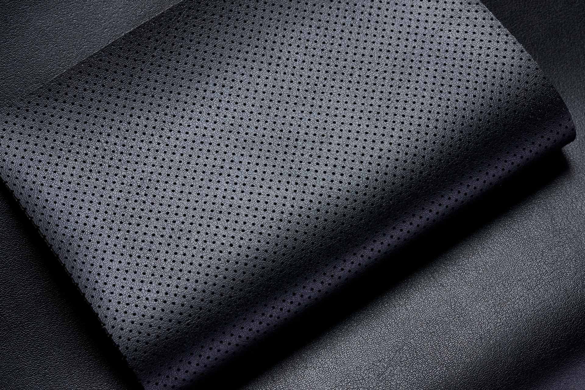 MINI Sustainability – recycled fabrics – dash an door panels1